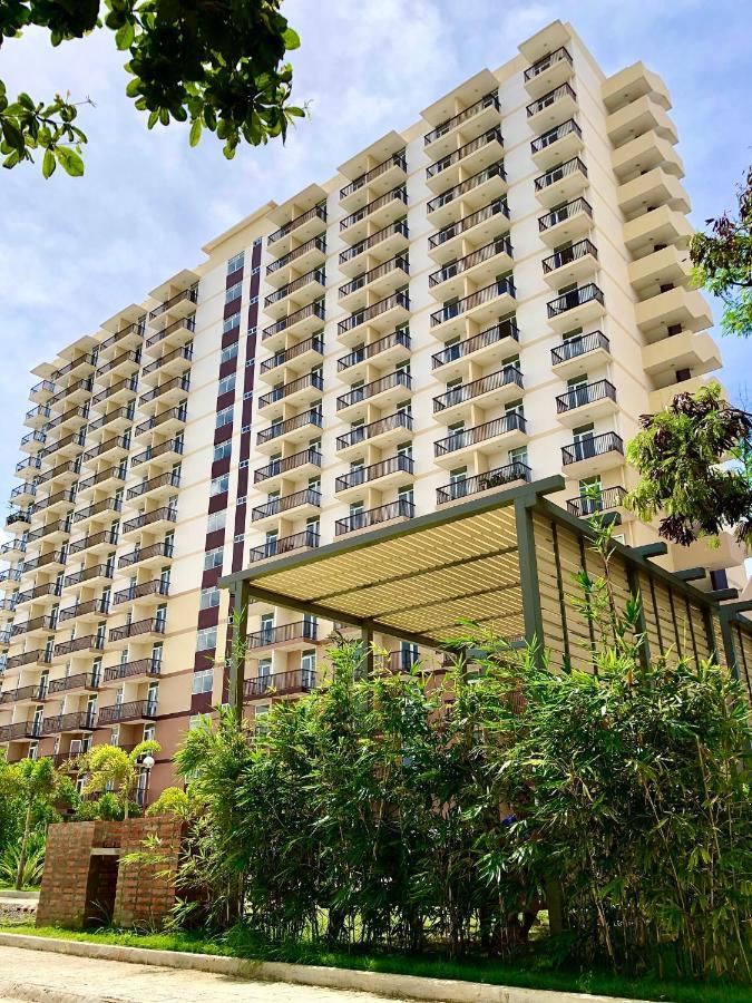 Condo W/ Balcony Near Mactan International Airport Мактан Екстер'єр фото