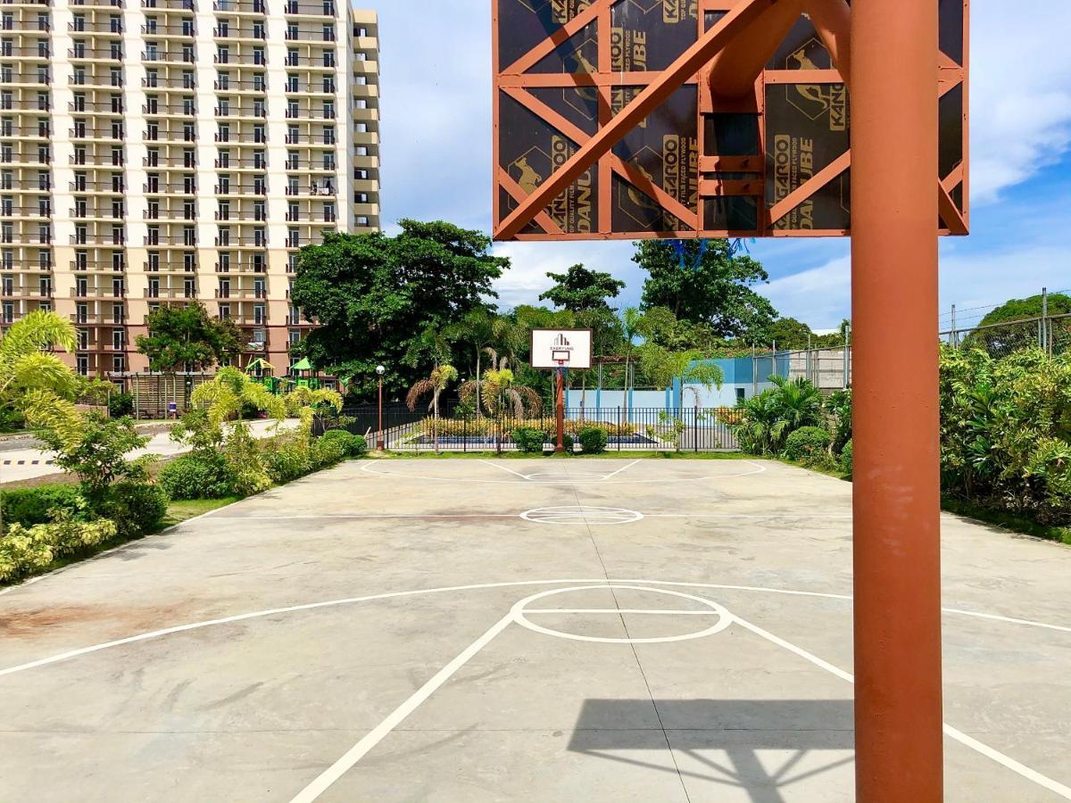 Condo W/ Balcony Near Mactan International Airport Мактан Екстер'єр фото